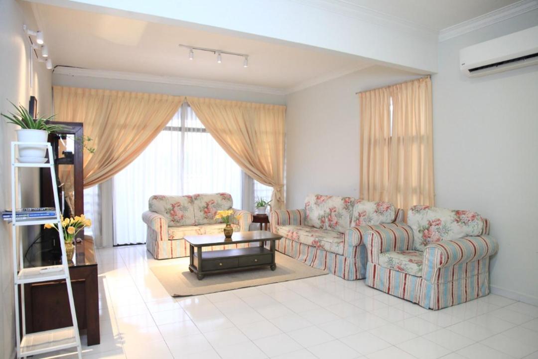 Isabella Villa George Town Penang Екстериор снимка